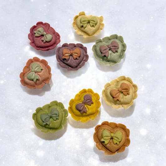 🎀 Chicken Bowtie Hearts (3pc/pack)