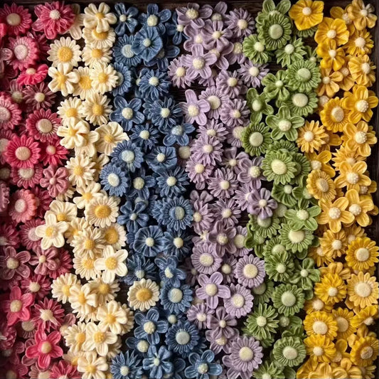 🌸 Blossom Bites – Assorted Floral Goat Milk Candies (15 pcs/pack)