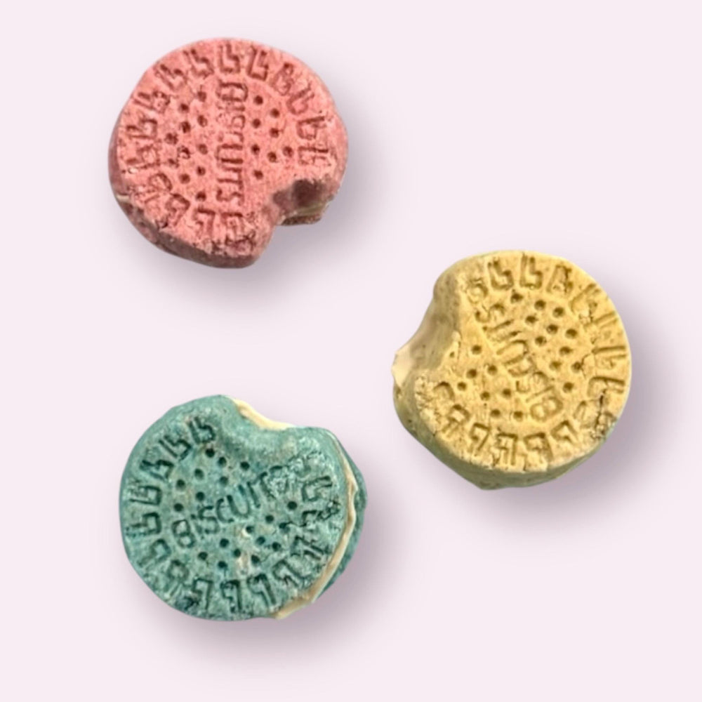 Mini Cream Oreos Pet Treats (2pc Pack or 10pc Jar) - Wag&Purr Pet