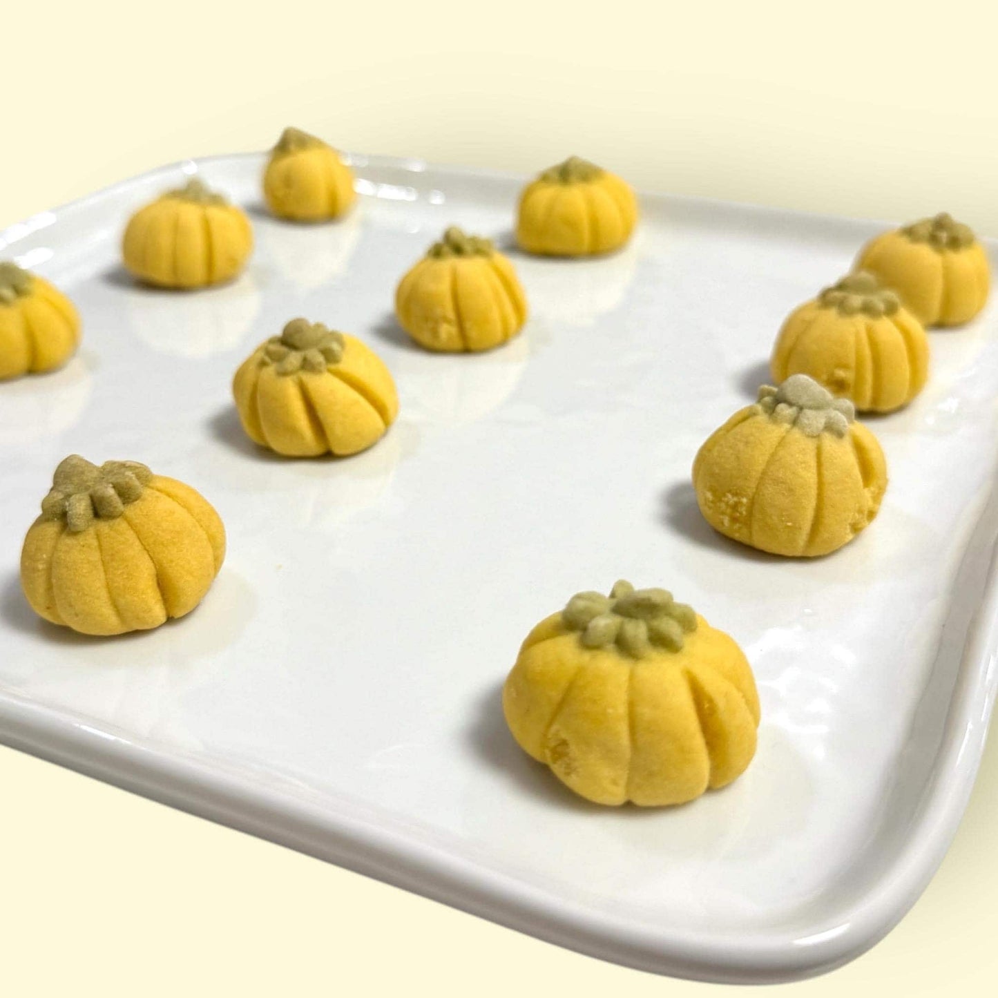 Pumpkin Puffs (5pc/Jar)